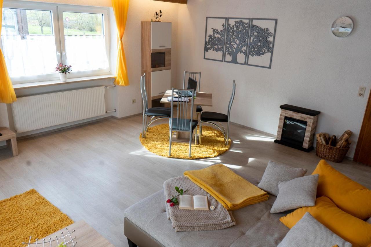 Ferienwohnung Hertreiter In Dingolfing 110Qm Exterior foto