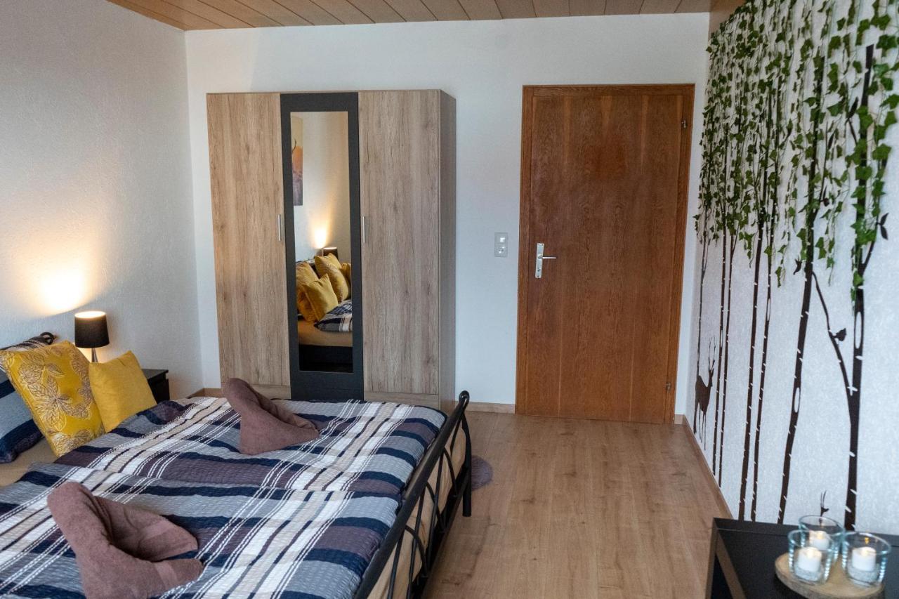 Ferienwohnung Hertreiter In Dingolfing 110Qm Exterior foto