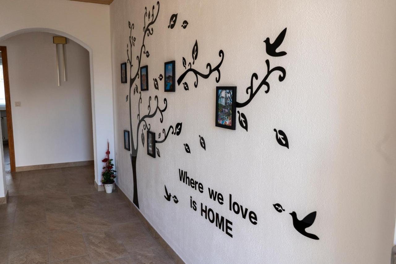 Ferienwohnung Hertreiter In Dingolfing 110Qm Exterior foto