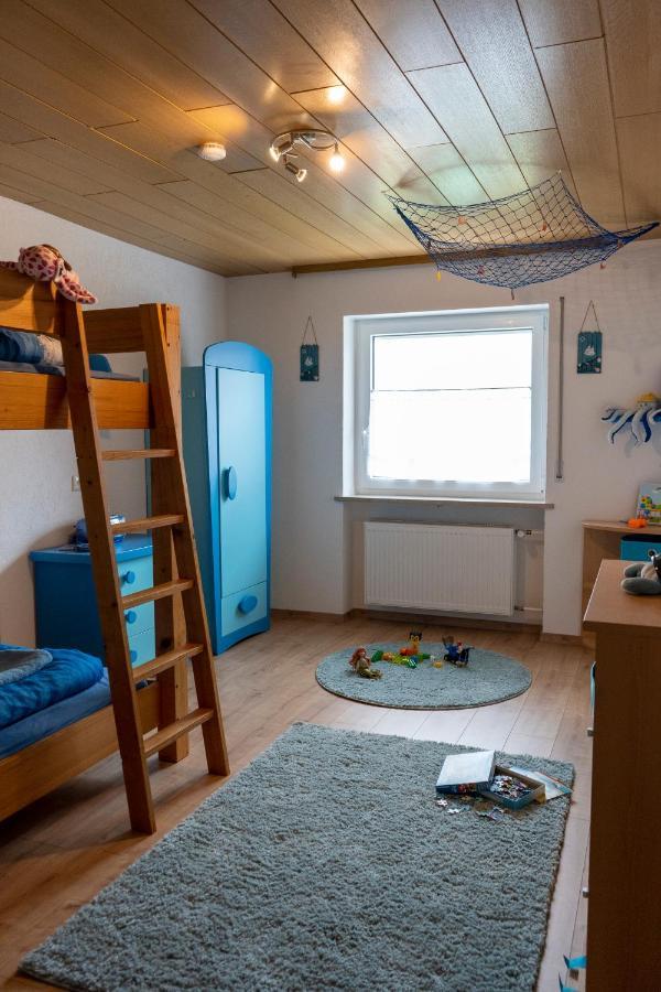 Ferienwohnung Hertreiter In Dingolfing 110Qm Exterior foto